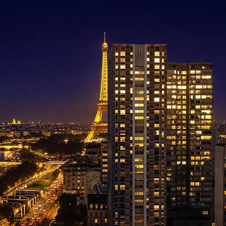 Appartamento Tour Eiffel Vues Panoramiques & Seine Sejour Luxe 2 *